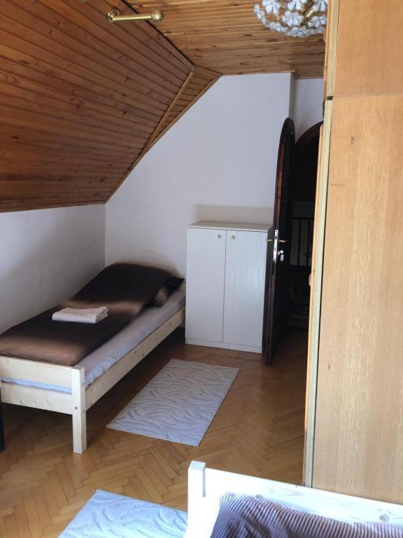 Brassoi Vendeghaz Hotel Miskolc Buitenkant foto